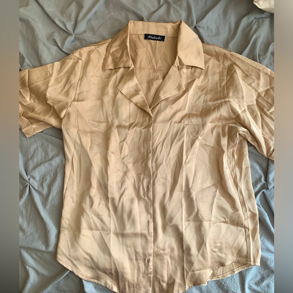 Tan/Gold Metallic Short Sleeve Boxy Button Down Flowy Overshirt